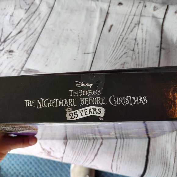 Ceaco Disney Tim Burton's Nightmare Before Christmas 300 PC Puzzle - Picture 5 of 8